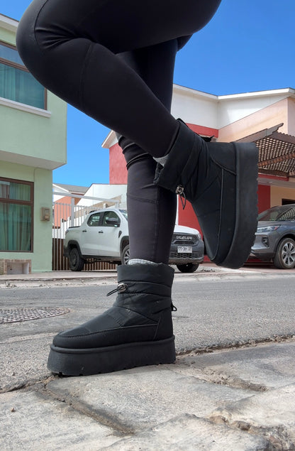 Botas Impermeables Negras con chiporro para mujer Aspen