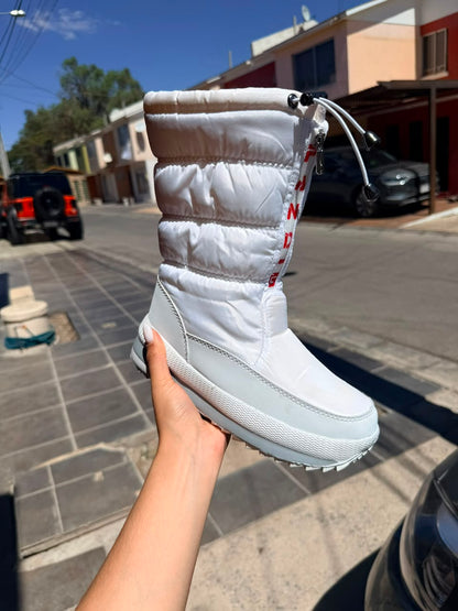 Bota Impermeable Blanca Forrada en Chiporro